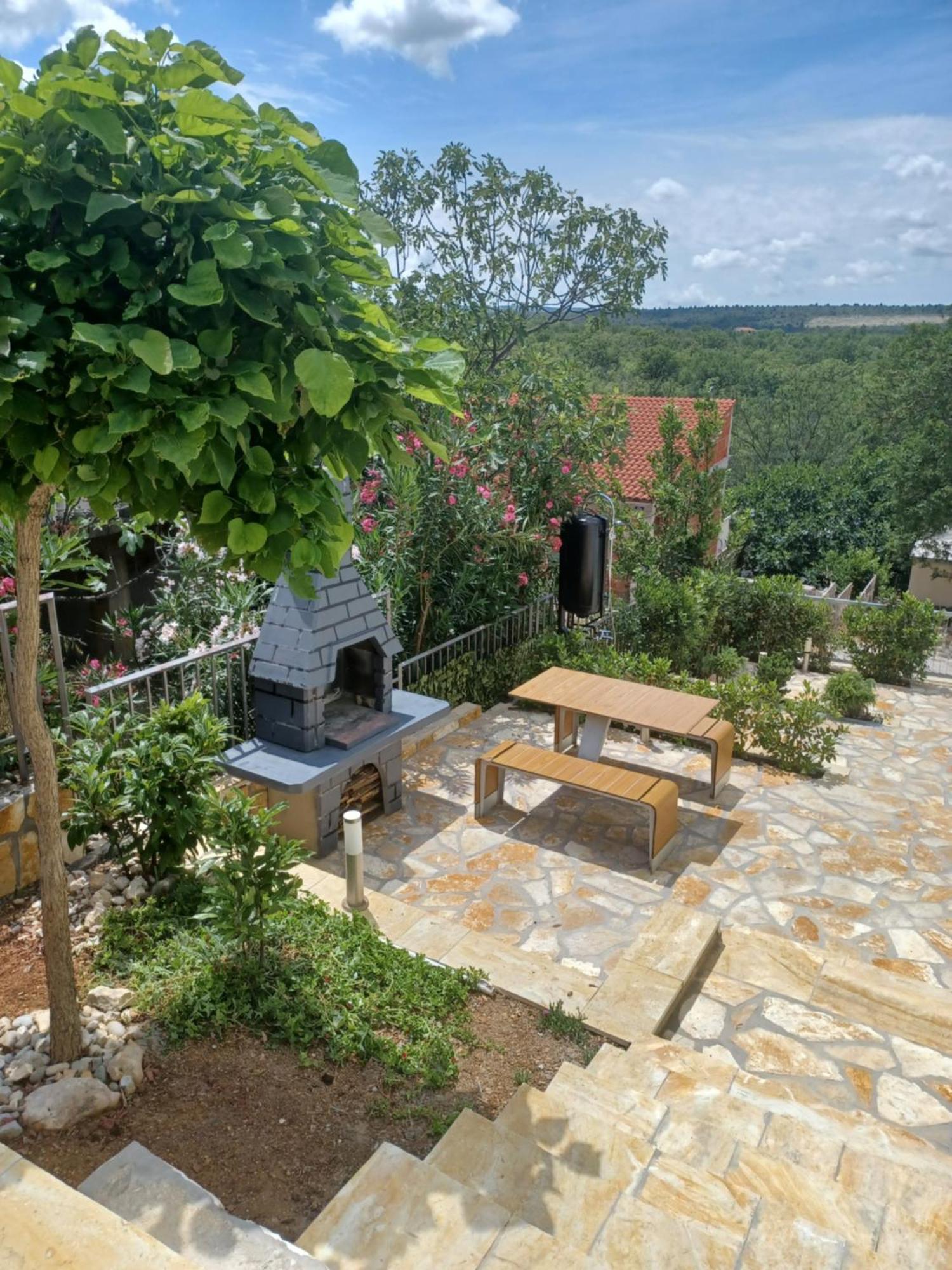 Apartmani Ana - Meka Draga Obrovac Exterior photo